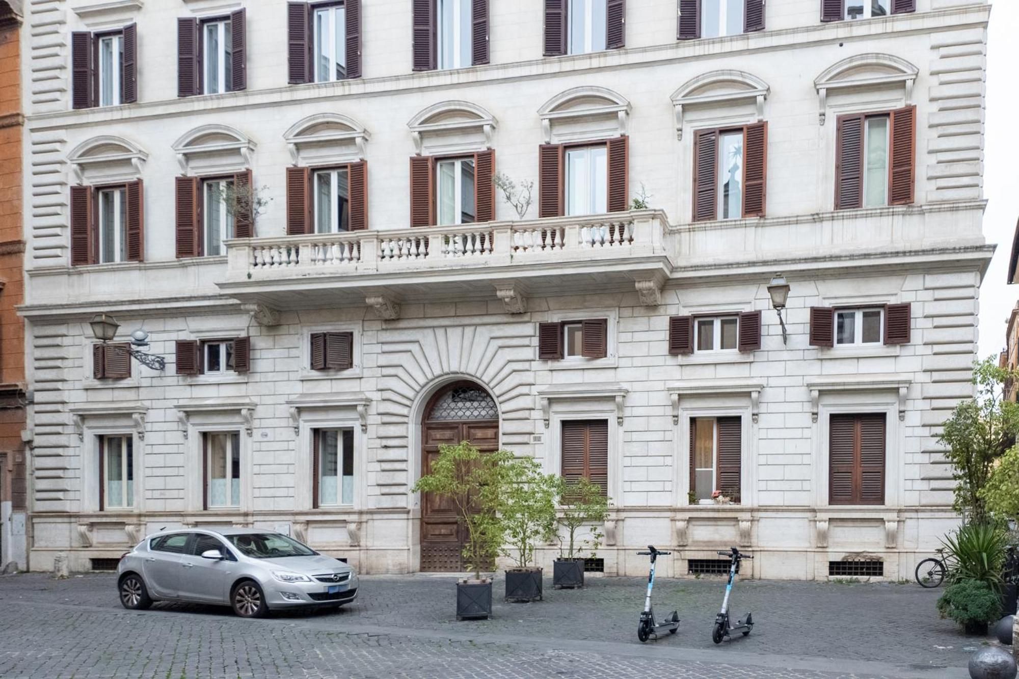 The In Orologio Apartment